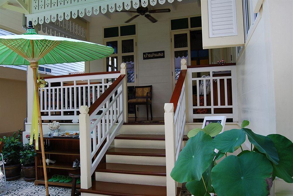 Baan Dinso Hostel Банкок Екстериор снимка