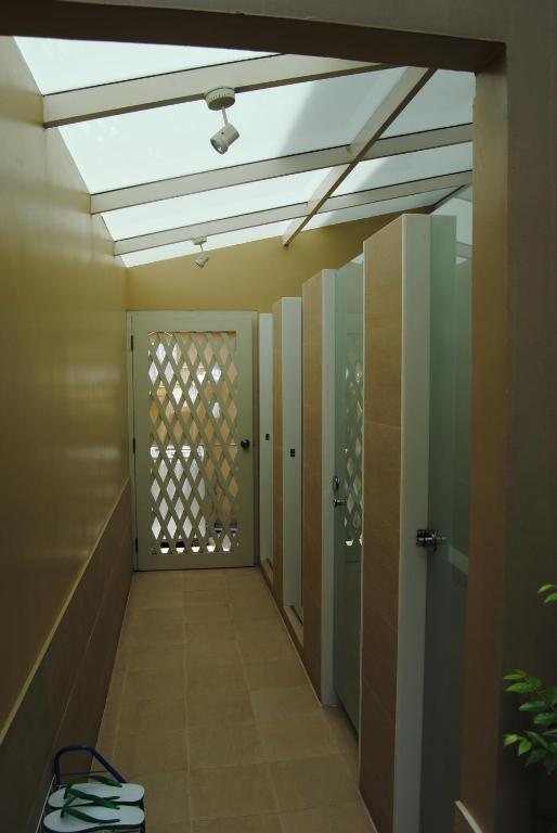 Baan Dinso Hostel Банкок Екстериор снимка